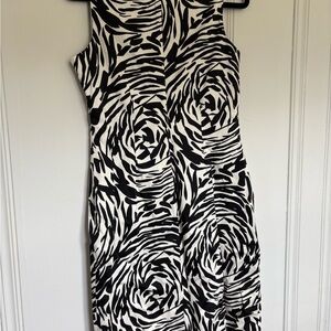 Calvin Klein Women’s Dress Sleeveless Black White Swirl Size 8 Lined